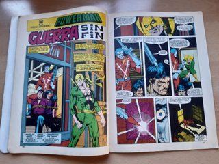 2 comics Spiderman & Power Man · Surco y vértice