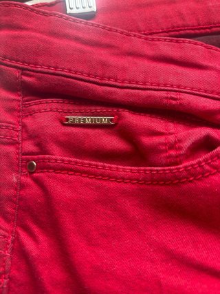Pantalón Stradivarius Rojo Talla 42 (Real 38/40)