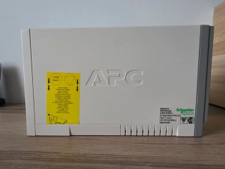 SAI APC Back-UPS CS 650VA