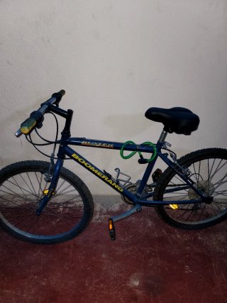 Bicicleta azul HUSTLER OMERANG