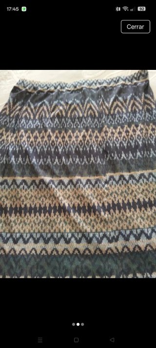 Falda larga estampada beige y gris