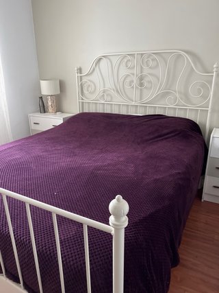 Cama 160cm con cabecero metálico blanco