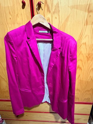 Chaqueta Stradivarius Fucsia