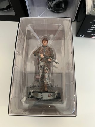 Figuras Marvel en caja