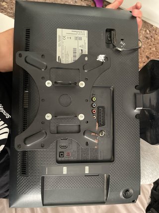 Televisor pequeño negro 22 pulgadas  60hz
