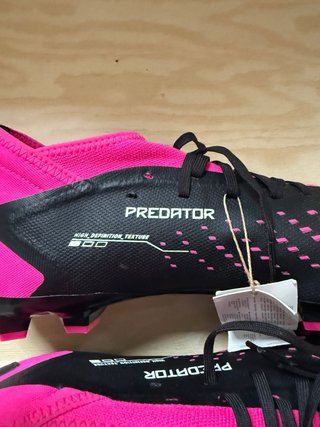 Botas de fútbol Adidas Predator Negras y Rosas
