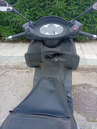 Moto scooter Piaggio 125 año 2009