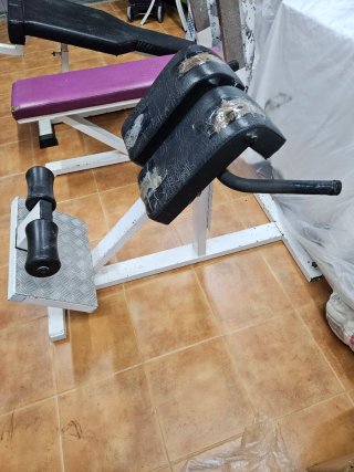 3 máquinas de gimnasio