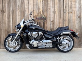 Suzuki M1800 R Intruder Negra