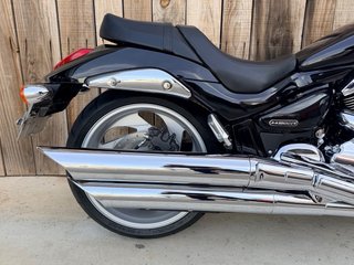 Suzuki M1800 R Intruder Negra