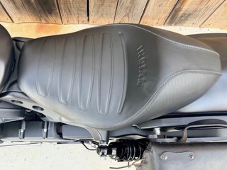 Indian Scout Rogue 1200 Negra