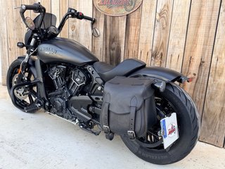 Indian Scout Rogue 1200 Negra