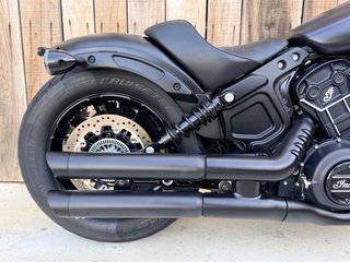 Indian Scout Rogue 1200 Negra