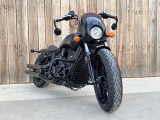 Indian Scout Rogue 1200 Negra