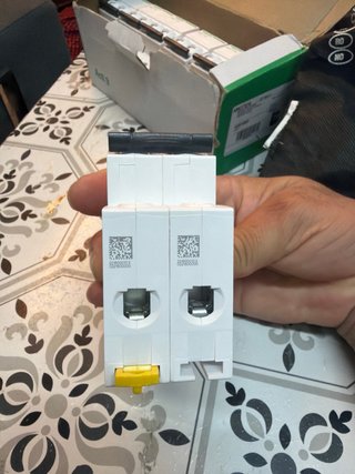 Schneider Electric Interruptor 16A