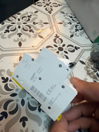 Schneider Electric Interruptor 16A