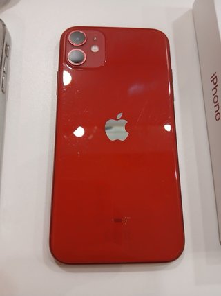 iPhone 11 64GB Rosso + Apple Watch