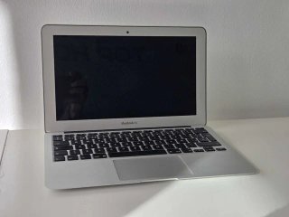 MacBook Air 11 2014 Plata