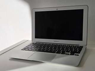 MacBook Air 11 2014 Plata
