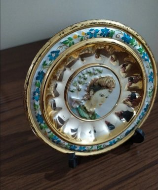 Piatto decorativo vintage donna collezione
