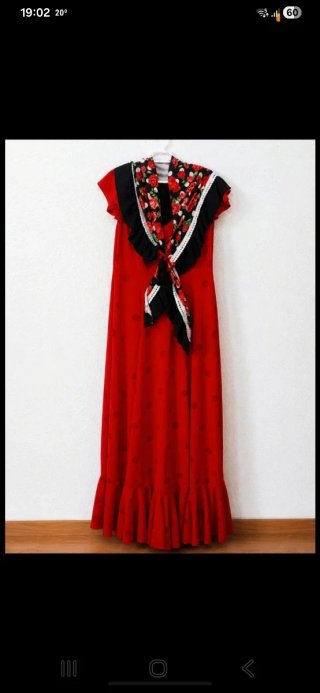 Vestido Flamenca Rojo con Flores