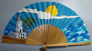 Abanico pintado a mano faro y palmera