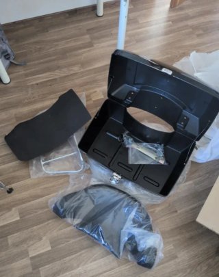 Baúl Moto Topcase 43L con Parrilla