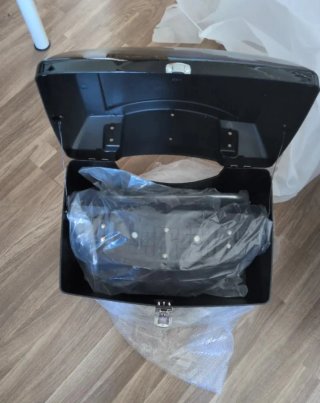 Baúl Moto Topcase 43L con Parrilla
