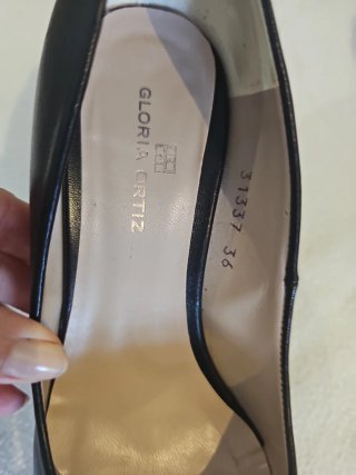 Zapatos de tacón Gloria Ortiz negros talla 36