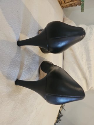 Zapatos de tacón Gloria Ortiz negros talla 36