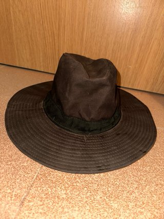 Sombrero de caza marrón