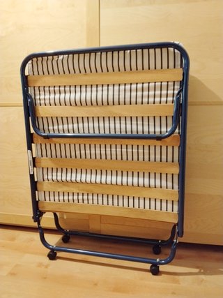 Cama plegable con colchón