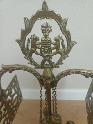 Candelabro antiguo dorado