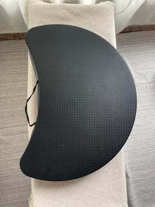 Soporte portátil para sofá negro