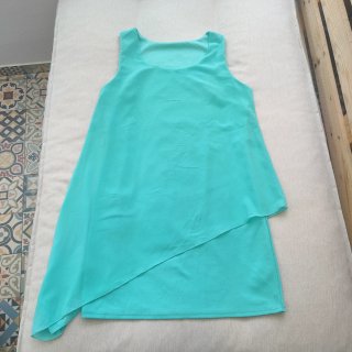 Vestido verde corto doble capa Talla M