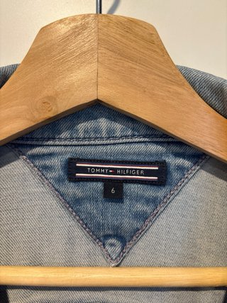 Cazadora tejana Tommy Hilfiger mujer T42