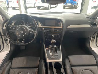 Audi A4 S-Line B8 150CV Triptonic