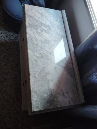 Cómoda vintage mármol y madera 105x75x45 cm.