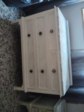 Cómoda vintage mármol y madera 105x75x45 cm.