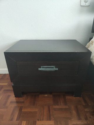 Cama y 2 mesitas de noche madera de pino