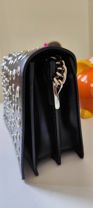Bolso Zara Negro Tachuelas Cadena Plata