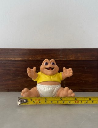 Figura Bebé Sinclair Dinosaurios Disney