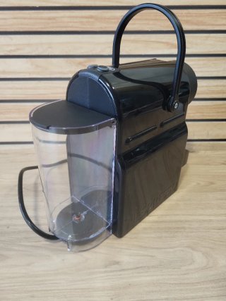 Cafetera Nespresso DeLonghi Inissia Negra