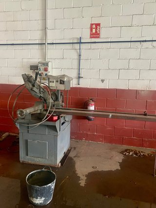 Sierra de corte industrial
