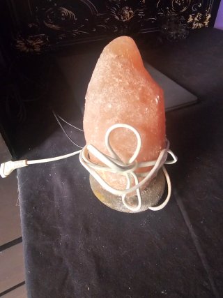 Lampada di sale rosa