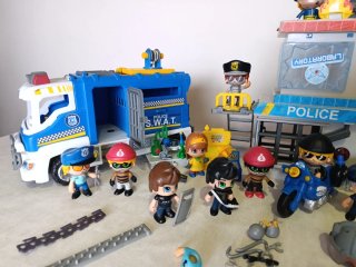 Pin y Pon Action Policía Set Completo