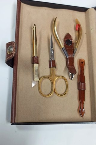 Set Manicure Pedicure Vintage Custodia 8 Pezzi