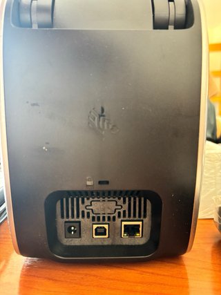 Impresora Zebra ZC300 + 2 Cintas + Tarjetas
