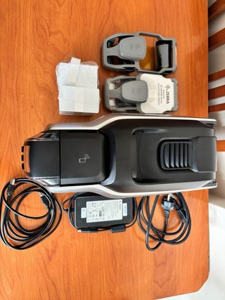 Impresora Zebra ZC300 + 2 Cintas + Tarjetas