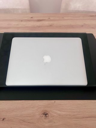 MacBook Air 13 128GB Plata con Caja y Cargador